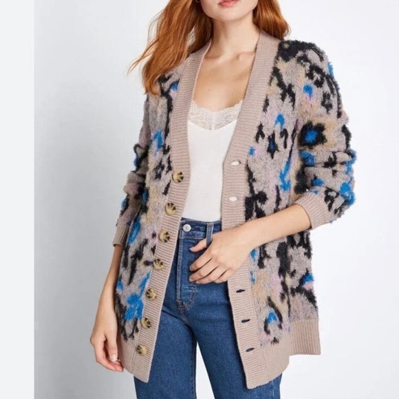 ModCloth Sweaters - Modcloth A Fuzzy Feeling Oversized
Cardigan Sweater Size 1X